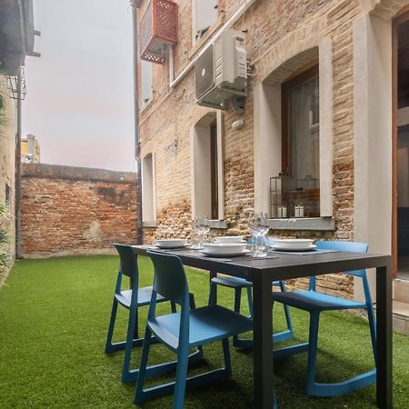 Castello Apartment With Garden R&R ヴェネツィア エクステリア 写真