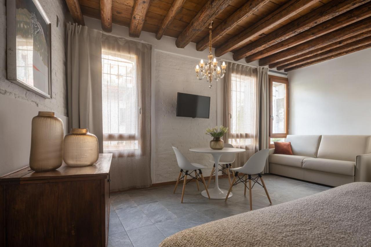Castello Apartment With Garden R&R ヴェネツィア エクステリア 写真